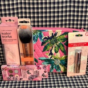 Vera Bradley Floral Makeup Bag with Beauty Essentials